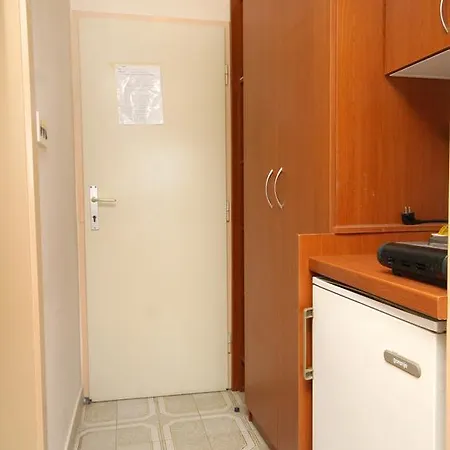 Double 2623a Konukevi Podgora (Split-Dalmatia)